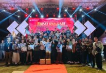 KPU Haltim Raih Penghargaan Penyelenggara Pilkada Terbaik se-Maluku Utara
