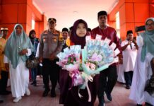 Juarai MTQ Internasional, Izzah Qurrata’ain Disambut Meriah Warga Tidore