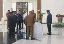 Lantik Direksi BUMD Haltim, Ubaid Yakub Minta Para Direksi Sungguh-Sungguh Mengabdi untuk Masyarakat