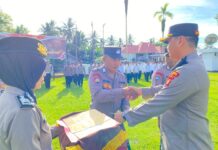 Polisi Teladan di Ibu Selatan Dapat Penghargaan Kapolres Halbar