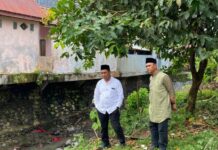 Bupati Haltim Gerak Cepat Cek Asrama Mahasiswa yang Terdampak Banjir di Ternate