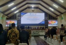 Sebelas Dokter Muda Universitas Khairun Ternate Diambil Sumpah