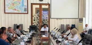 Bupati Haltim Pimpin Rakor Penanganan Banjir Maratana Jaya dan Dorolamo, Pemda Siapkan Langkah Berbasis Investigasi