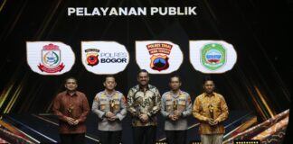 Bupati Ubaid Raih Penghargaan Pelayanan Publik di Pimpinan Daerah Award 2026